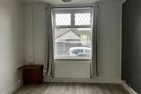 undefined, Llanelli, Elizabeth Street