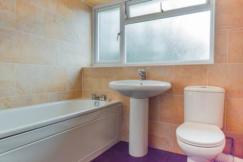 3 bedroom terraced house for sale, Curling Way, Newbury, Berkshire, RG14