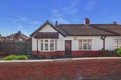 2 bedroom semi-detached bungalow for sale, Pykerley Road, Monkseaton