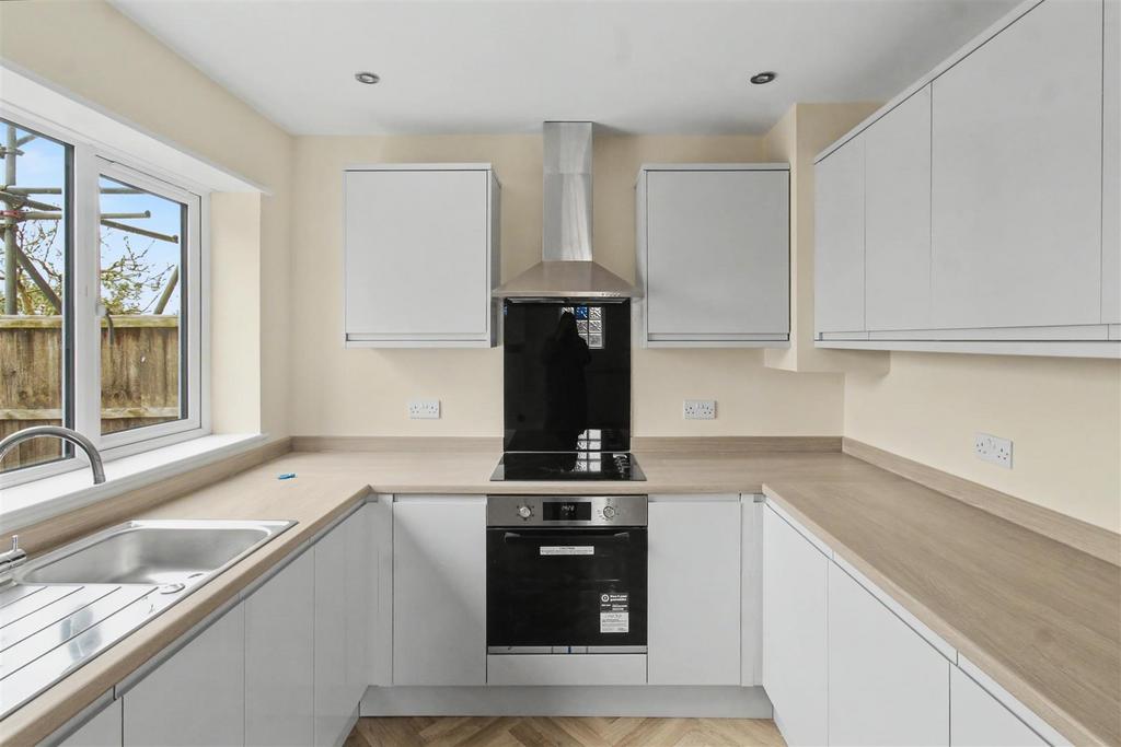 Kitchen (1).jpeg