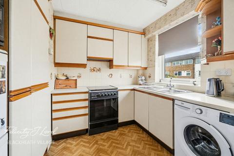 2 bedroom terraced house for sale, Fairby Road, London