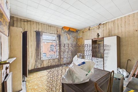 2 bedroom terraced house for sale, Tyldesley Road, Manchester M46