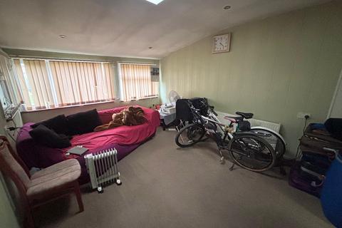 undefined, Finsbury Road