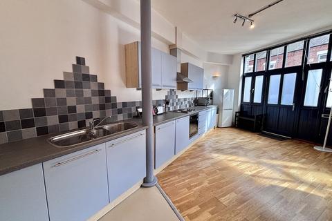 1 bedroom flat for sale, Leicester LE2