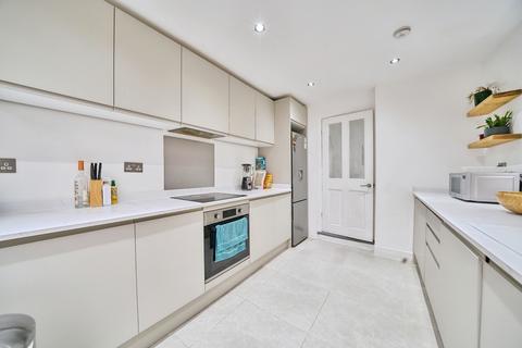 undefined, Meath Road, London, E15