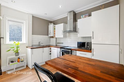 1 bedroom flat for sale, Castlemaine Avenue, South Croydon