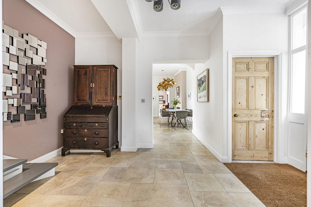 Kitchen/Dining