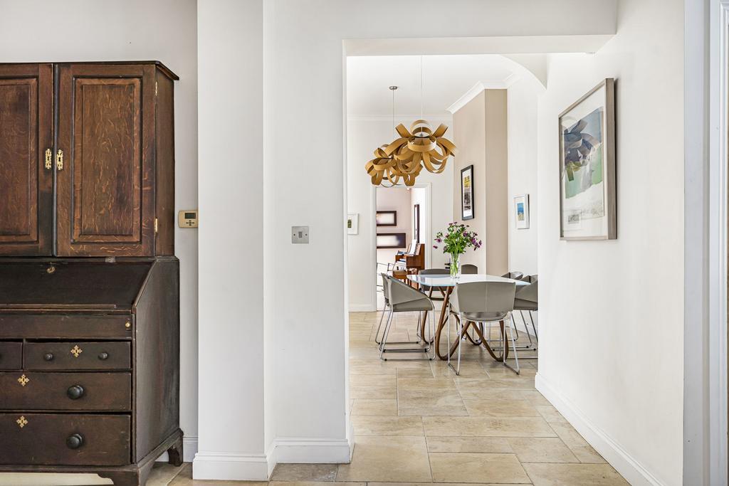 Kitchen/Dining