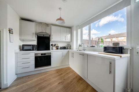 3 bedroom terraced house for sale, Vincent Road,  Thatcham,  RG18,  RG18