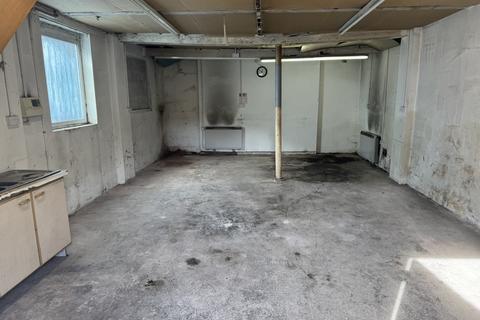 undefined, SOUTHALL UB2