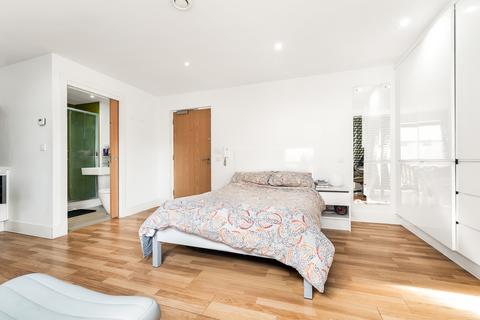 undefined, Flat 17, Mallory House, 91 East Road, Cambridge, Cambridgeshire