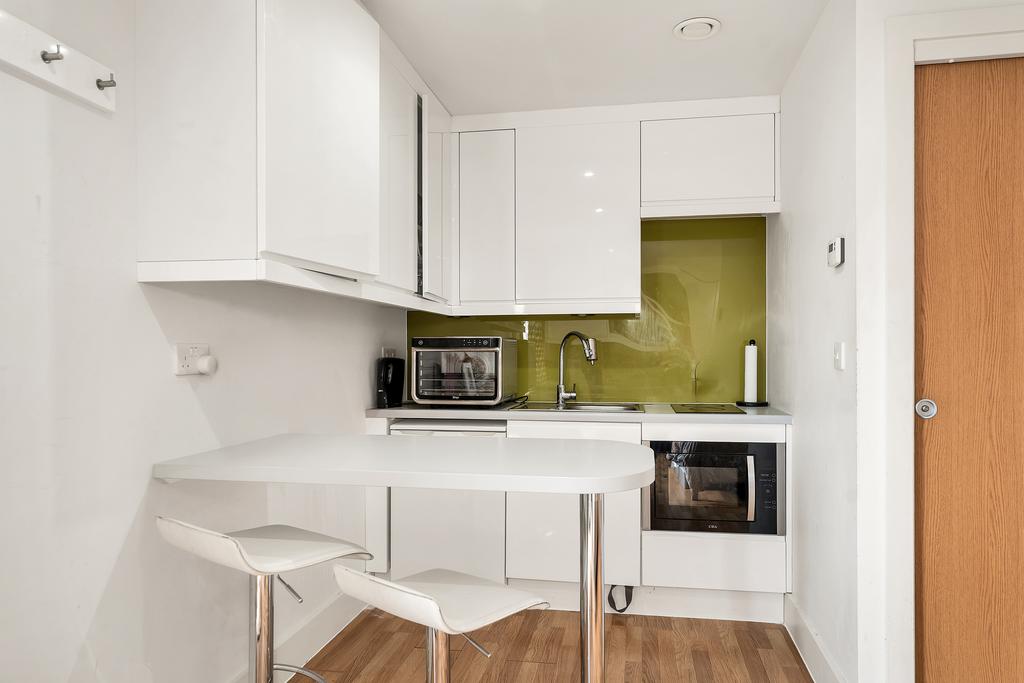 Flat 17, Mallory House (5).JPG