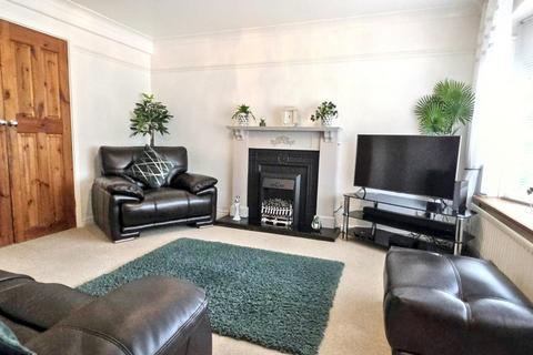 3 bedroom semi-detached house for sale, Launceston Close, Tamworth, B77