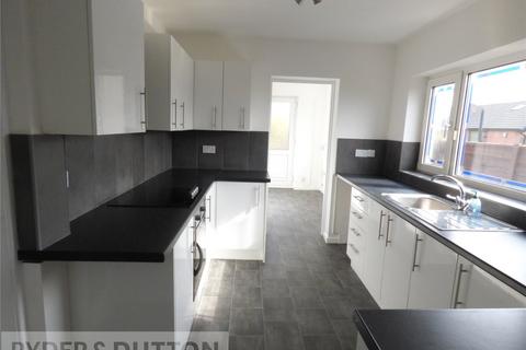 3 bedroom semi-detached house to rent, Beechwood Drive, Royton, Oldham, Greater Manchester, OL2