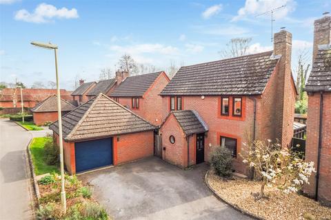 4 bedroom house for sale, The Willows, Andover
