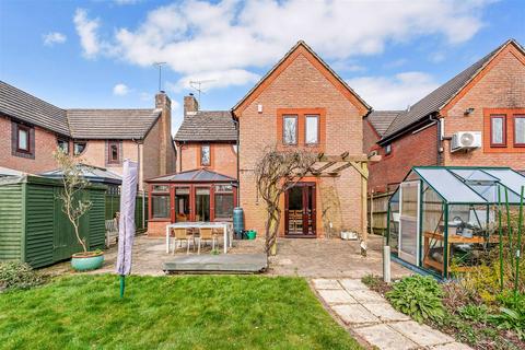 4 bedroom house for sale, The Willows, Andover