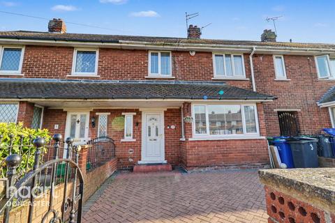 Terraced house - Herrick Gardens, Balby, Doncaster