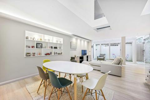 2 bedroom flat to rent, Fulham Road, Fulham SW6