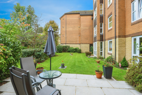 1 bedroom property to rent, Poole Road, Bournemouth, BH4