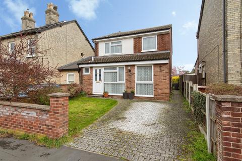3 bedroom detached house for sale, Morton Street, Royston