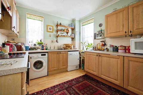 2 bedroom ground floor flat for sale, High Street, Henstridge, Templecombe