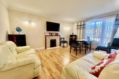 undefined, Chatsworth Road, London