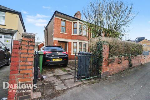 2 bedroom end of terrace house for sale, Clydesmuir Road, Cardiff