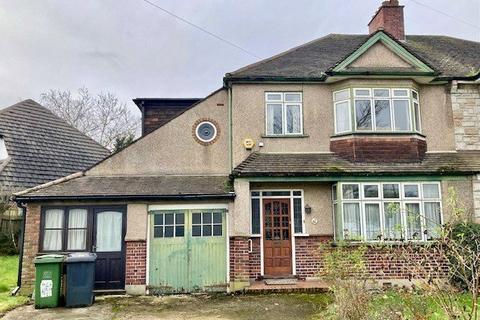 5 bedroom semi-detached house for sale, Woodyates Road, Lee