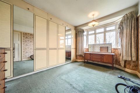 5 bedroom semi-detached house for sale, Woodyates Road, Lee