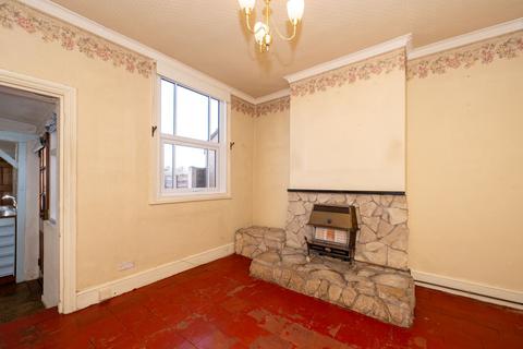3 bedroom semi-detached house for sale, St. Georges Terrace, Kidderminster DY10