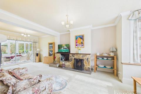 4 bedroom detached house for sale, Oakley Lane, Basingstoke RG23