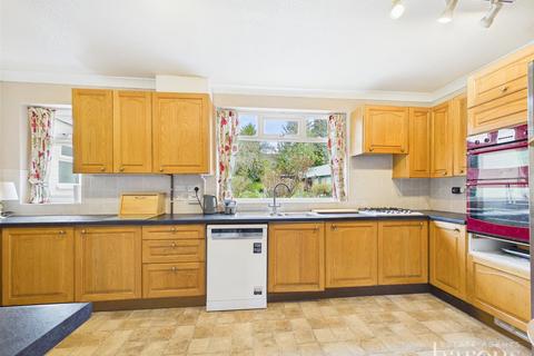4 bedroom detached house for sale, Oakley Lane, Basingstoke RG23