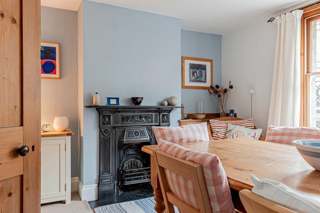 Dining Room (1)