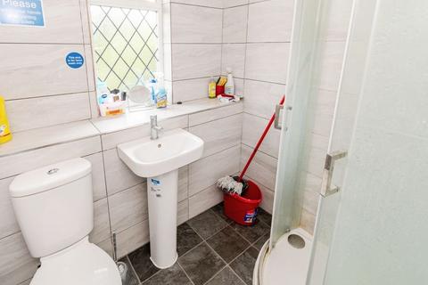 undefined, Romsey Road, Maybush, Southampton, Hampshire, SO16