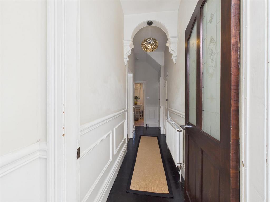 Hallway.jpg