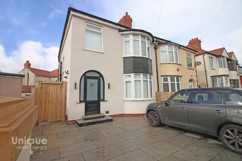 3 bedroom semi-detached house for sale, Norcliffe Road, Bispham, Blackpool, FY2