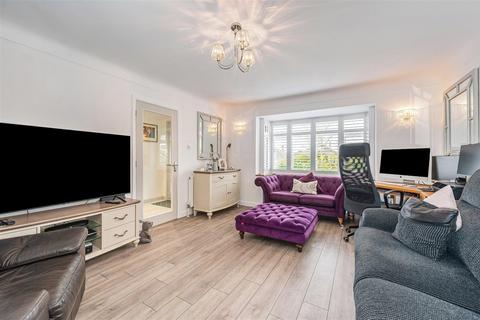 3 bedroom detached bungalow for sale, Hazleton Way, Waterlooville