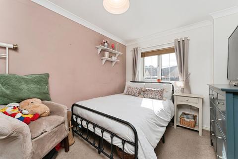 2 bedroom end of terrace house for sale, Yew Drive, Brandon, Suffolk, IP27