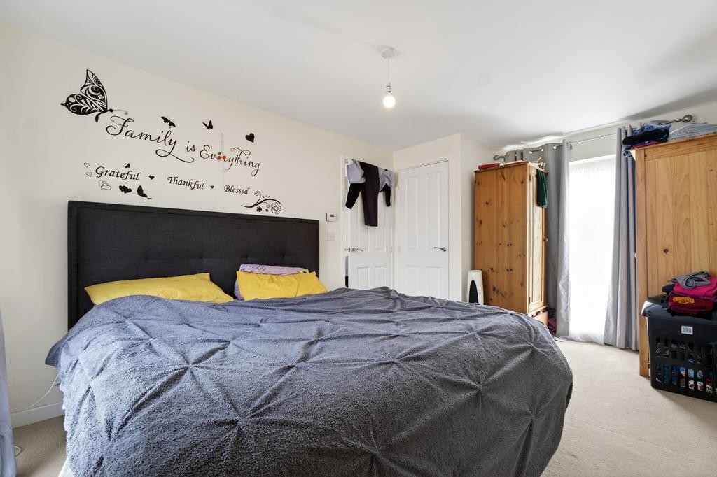 Bed 1 (2)