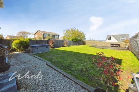4 bedroom detached house to rent, Spring Walk Whitstable CT5