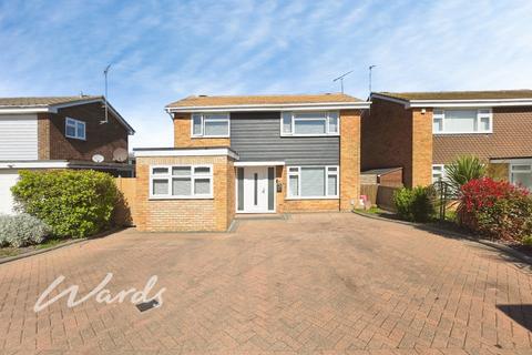4 bedroom detached house to rent, Spring Walk Whitstable CT5