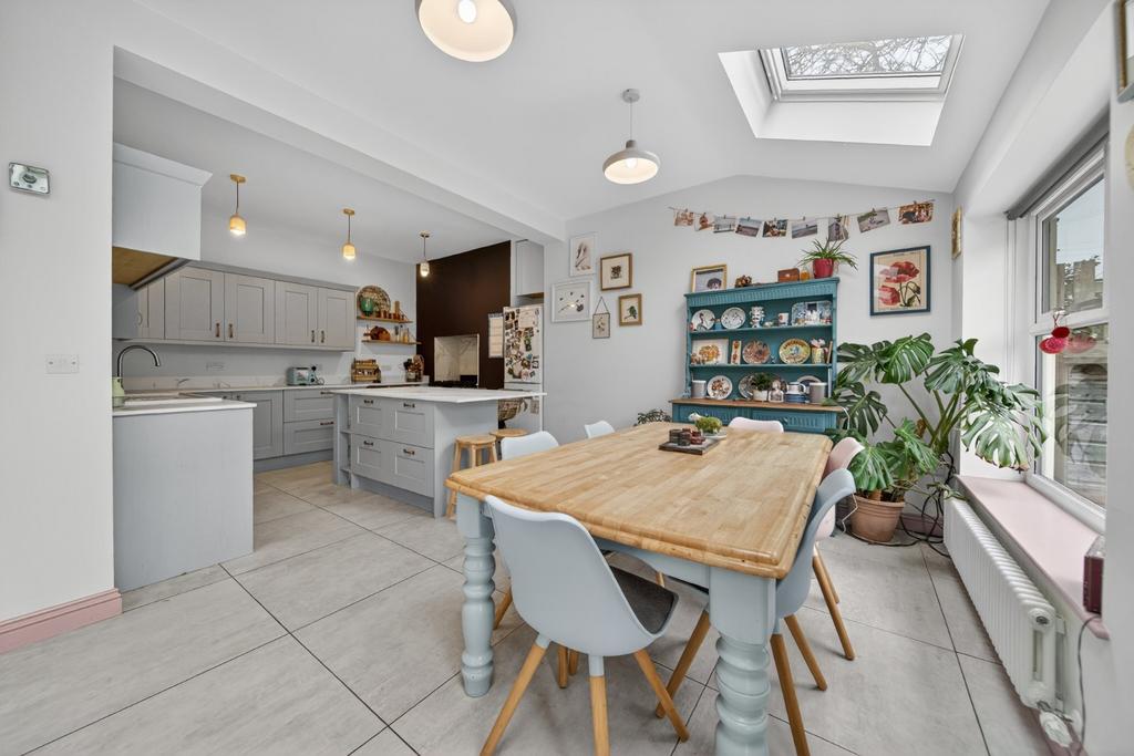 House in Leeds, Newlay, Horsforth - View 3