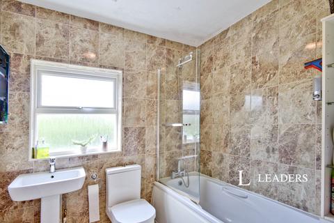 undefined, Lister Tye, Chelmsford, CM2