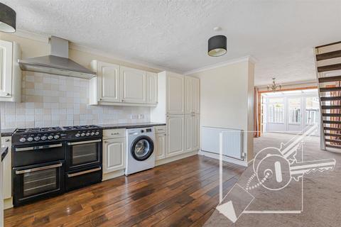 undefined, Highlands Close, Rochester