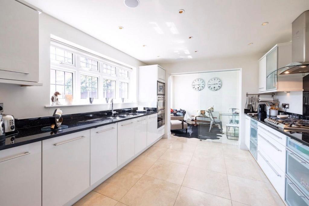 Open-plan living area, open plan living
