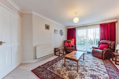 3 bedroom detached bungalow for sale, Headland Way, Navenby, Lincoln