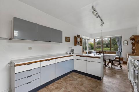 4 bedroom house for sale, Bouverie Avenue, Salisbury