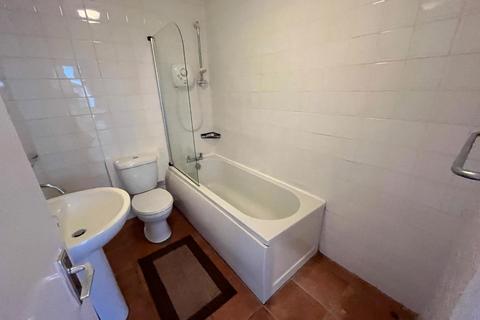 1 bedroom apartment to rent, Knyveton Road, Bournemouth