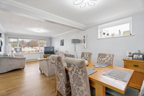 4 bedroom detached house for sale, Howard Place, Dunstable LU5