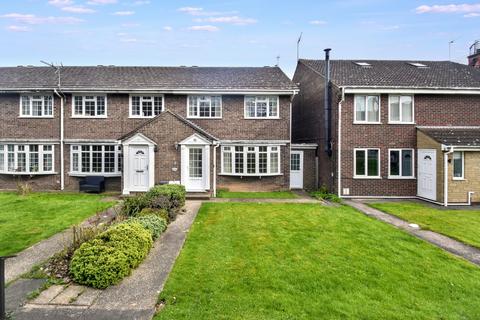 3 bedroom end of terrace house for sale, Roman Bank, Skegness, PE25